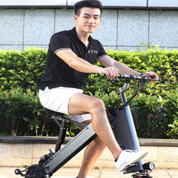 who can ride an electric scooter with a seat